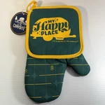Happy Camper Oven Mitts And Pot Holders Sets Heat Resistant Rv Trailer Motorhome. Fixed Price $8.99.