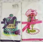 Vera Bradley Tea Towel Set Heather Cookie Jar + Olivia Pink Sundae Design Nwt. Fixed Price $22.99.