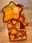 Women Owned Autumn Kitchen Towel And Hot Pad Set. Fixed Price $9.77.