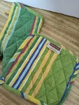 Sur La Table Oven Mitt And Potholder Festive New Without Tags Great Present. Fixed Price $19.71.