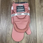Better Homes & Gardens Honeycomb Rose Silicone And Cotton Oven Mitt, Pot Holder. Fixed Price $22.85.