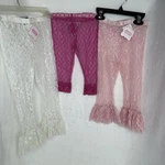 Lace Ruffled Leggings By Mud Pie And Lipstik Girls Size 2T 3T Nwt Pink/white. Fixed Price $18.00.