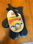 New Despicable Minion Black Silicone Kitchen Oven Glove Mitt 2018 Summer. Fixed Price $10.00.