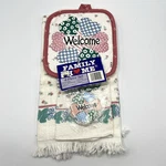 Family Home Kitchen Towel Dish Cloth Potholder Magnet Quilted Hearts. Fixed Price $14.99.