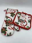 Homestyle Essentials Christmas Mistletoe Candy Cane Oven Mitt & 2 Pot Holders. Fixed Price $8.87.