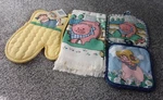 4 Pc Country Cut Outs Gourmet Gallery Oven Mit Potholder Towel. Fixed Price $9.99.
