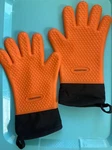 Pair Of Homemaxs Heat Resistant Orange Silicone Barbecue Gloves Mitts New. Fixed Price $12.99.
