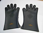 Set Of 2 Arres Heavy Duty Barbeque Gloves. Fixed Price $19.99.