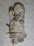 Design Imports Oven Mitt And Kitchen Towel Gift Set Beach Comber. Fixed Price $15.99.