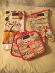Spring Foliage Kitchen 4 Pc Towel Pot Holders Oven Mitt Leaves Way Celebrate. Fixed Price $16.99.