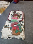 Kitchen Towel, Pot Holder, Wash Cloth & Magnet 4 Piece Set New Fruit Basket. Fixed Price $12.99.