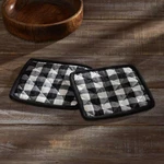 Annie Buffalo Check Black Pot Holder Set Of 2 8X8. Fixed Price $19.89.