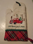 Anastasia Gourmet Oven Mitt Kitchen Christmas All Roads Lead Home Red Truck. Fixed Price $14.56.