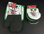 Disney Mickey Mouse Christmas Oversized Oven Mitt/pot Holder/mini Mitts. Fixed Price $32.95.
