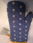 Ulster Weavers Northern Ireland Gauntlet-style Oven Mitt Brand-new Bee Design. Fixed Price $11.99.