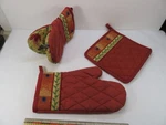 3 Pfaltzgraff Napoli Pot Holder Oven Mitt Glove Park B Smith. Fixed Price $38.00.
