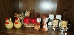 Salt And Pepper Sharker Set Bears Chickens Apples Chipmucks Nc Mountains Texas. Fixed Price $5.00.