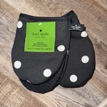 Kate Spade New York Mini Oven Mitt Set. Fixed Price $36.00.