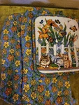 Set Of 3 Revere Mills 100% Cotton Kitten Floral Kitchen Hot Pad And Oven Mitts. Fixed Price $20.00.