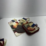 Home Collection - Oven Mitt "rooster & Barn 7IN X 13IN Brand New Free Shipping. Fixed Price $14.99.