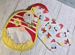 Homewear Sunshine Flower Gnome Oven Mitt & Pot Holder Set New MSP$32. Fixed Price $15.00.