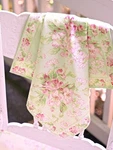 April Cornell Apple Blossom Floral 100% Cotton Napkin Set Of 4 Light Green Pink. Fixed Price $39.00.