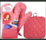 Set Of Oven Mitts And Potholder, Funny Sexy Ladies The Kitchen "come & Get. Fixed Price $18.95.
