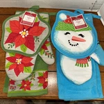 2 Sets Of Holiday Time 3 Piece Christmas Towel Oven Mitt Potholder Each. Fixed Price $14.99.
