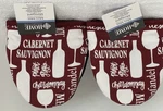 Home Collection Mini Oven Mitts Set Of 2 Wine Theme Burgundy And White New. Fixed Price $9.99.