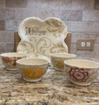 Free Ups Overnight! Demdaco Plates & Snack Bowls Set #16398 2007. Fixed Price $7.00.