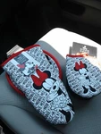 New W/ Tags Disney Minnie Mouse Oven & Pot Holder And 2PK Mini Mitts Set. Fixed Price $19.99.
