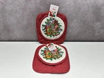 2 Vintage New Red Holiday Christmas Pot Holders Trivet Set Town & Country Linen. Fixed Price $11.99.