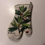Michel Design Works Olives/olive Oil Oven Mitt -. Fixed Price $24.99.