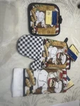 4 Piece Set Kitchen Towel Oven Mitt Pot Holders Italian Chef Black White Stripe. Fixed Price $12.50.