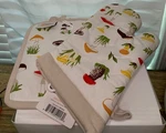 2 Pc Set Mukitchen Potholder And Oven Mitt Mushrooms Nwt. Fixed Price $26.00.