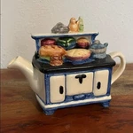 Paul Cardew Vintage Ceramic Mini One Cup Teapot Kitchen Stove Design England 4'. Fixed Price $30.00.