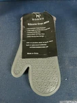 Nwt Homwe Silicone Gray Oven Mitts Quilted Insides Heat/steam Resistant Non-slip. Fixed Price $15.00.