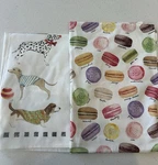 Set Of 2 Sur La Table Dog Macaroon Kitchen Tea Towels Nwot. Fixed Price $20.00.
