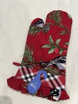April Cornell Oven Mitt, Red Multi Plaid And Winter Leaf Print, Cotton. Fixed Price $14.00.