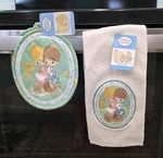 Nwt, Precious Moments, Pot Holders And Kitchen Towel Set. Fixed Price $39.99.