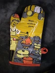 Blueq Man With Pan Oven Mitt/pot Holder. Fixed Price $5.99.