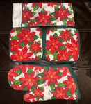 New Holiday Festive Christmas Kitchen Set-pot Holders/towel/oven Mitt Poinsettia. Fixed Price $15.95.