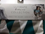 Eco One Kitchen 3 Piece Set: Apron, Oven Mitt, Potholder Baker Collection, Teal. Fixed Price $32.99.