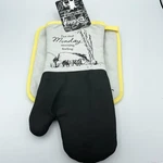 Disney Winnie The Pooh Eeyore Oversized Oven Mitt +pot Holder Set Rubberized New. Fixed Price $10.99.