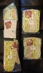 America At Home Kitchen Set Towel Oven Mitt And 2 Pot Holders Sunflower. Fixed Price $15.00.