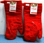 T-fal Red Cotton Oven Mitt, Lot Of 2 (50948) Fs. Fixed Price $14.00.