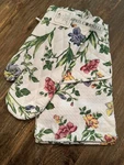 April Cornell Tea Towel Pot Holder Oven Mitt Iris White Floral Kitchen 4 Pc Set. Fixed Price $29.99.