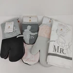 Disney His & Her Kitchen Oven Mini Silicone Mitts Towels Cinderella Prince. Fixed Price $54.55.