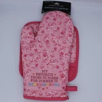 Living Royal Oven Mitt Pot Holder My Favorite Thing To Make Is Reservations Pink. Fixed Price $11.99.