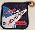 Kennedy Space Center Florida Nasa Oven Mitt Hot Pad. Fixed Price $7.97.